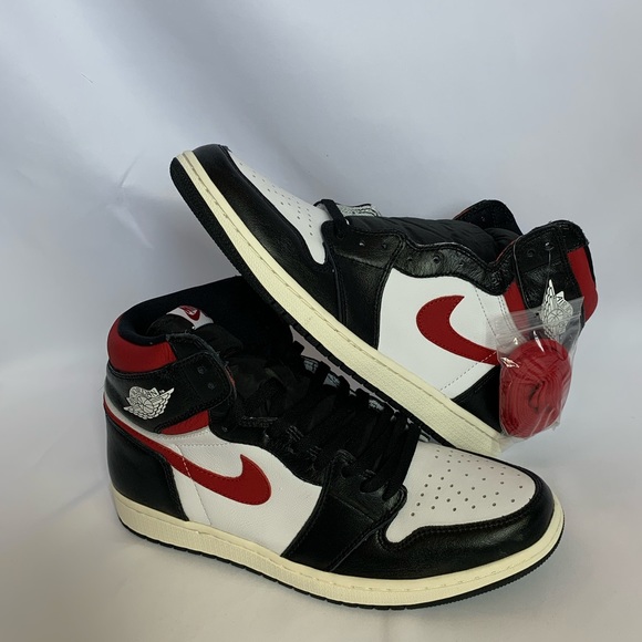 Jordan 1 OG Gym Red - Picture 2 of 6